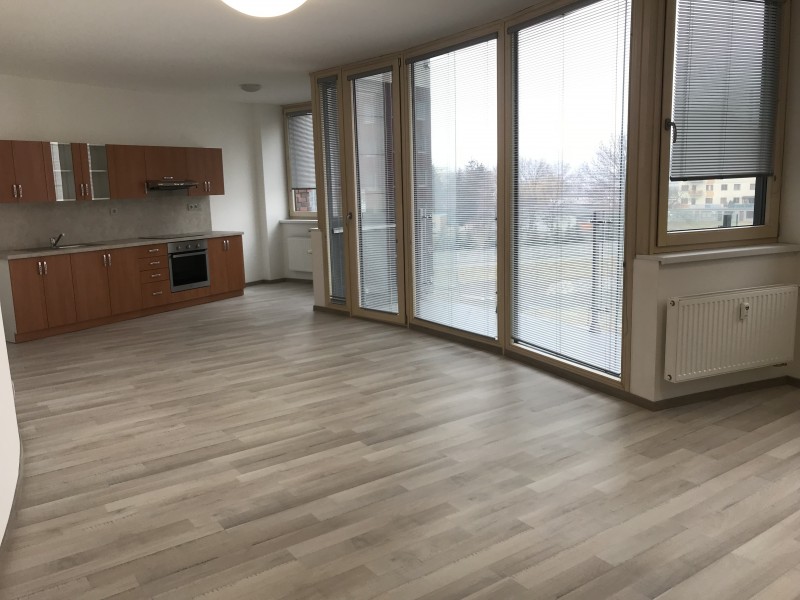 Nadstandardní byt 2+kk ve 3NP Atria (s výtahem) o celkové podlahové ploše 73 m2 + lodžie 6m2