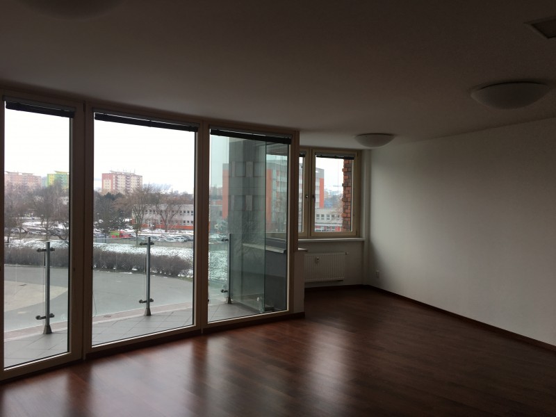 Pronájem krásného bytu 2+kk - 63 m2 + 6m2 lodžie (3NP)